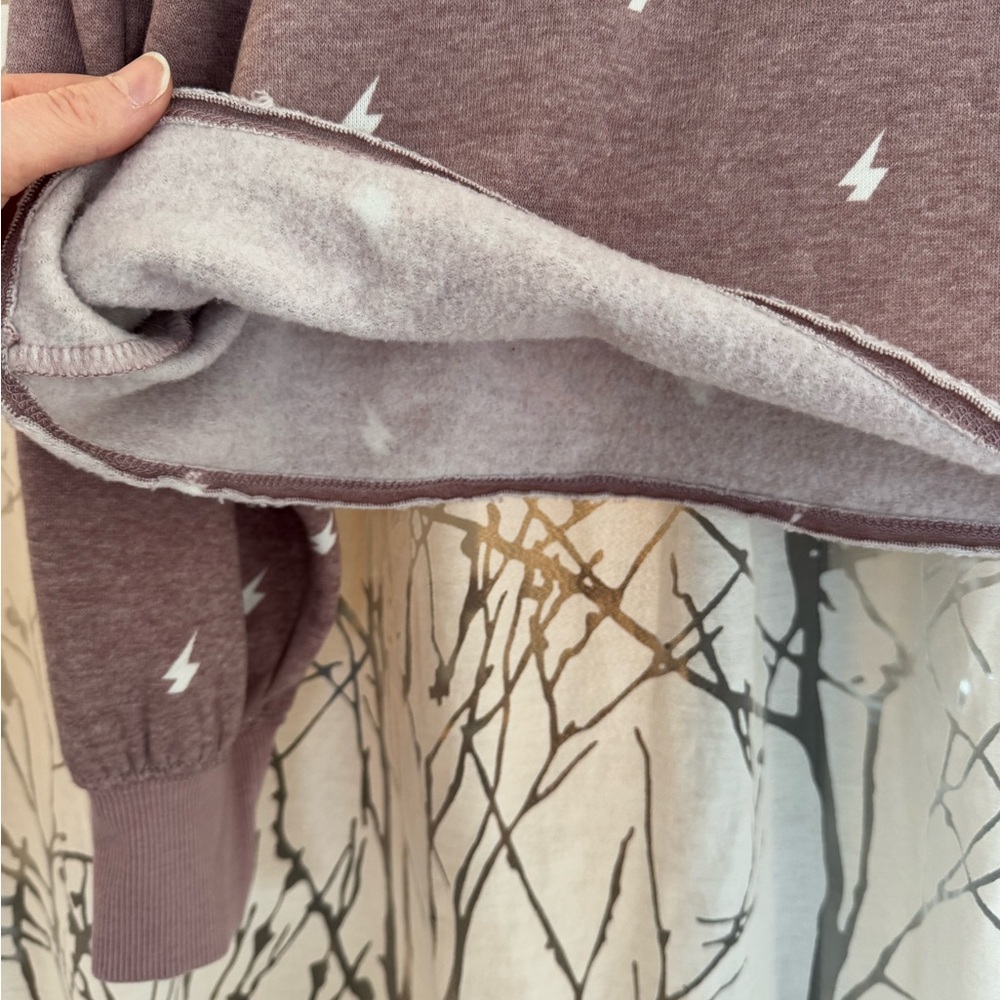 Hippie Rose Mauve Lightning Bolt Crop Sweatshirt - Picture 5 of 5
